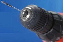 Použití minikartáče ve vrtačce